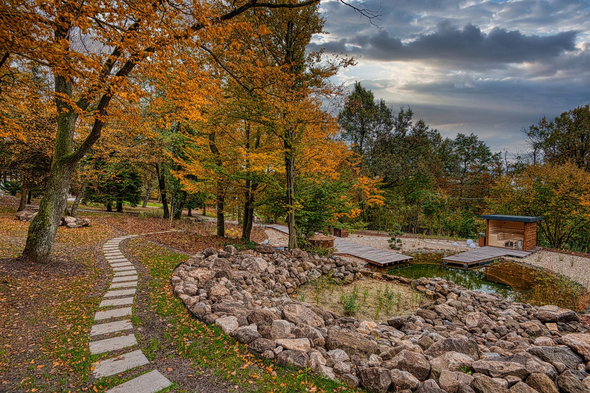 Színpompás ősz a Pilisben